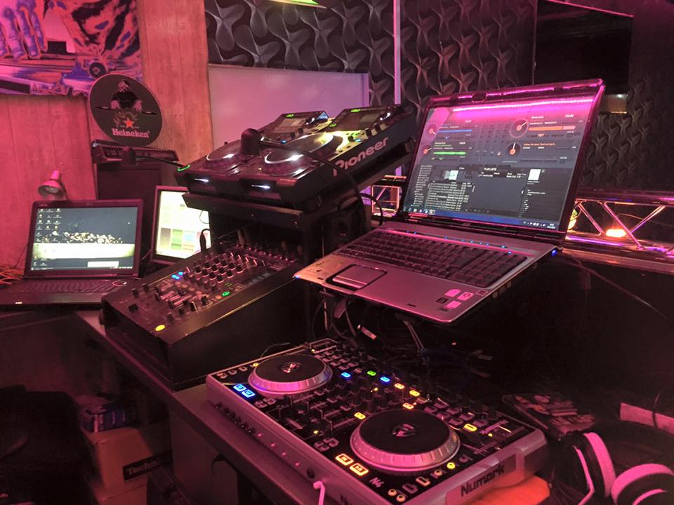 DJ Klaus Arbeitsplatz im Samara Leverkusen